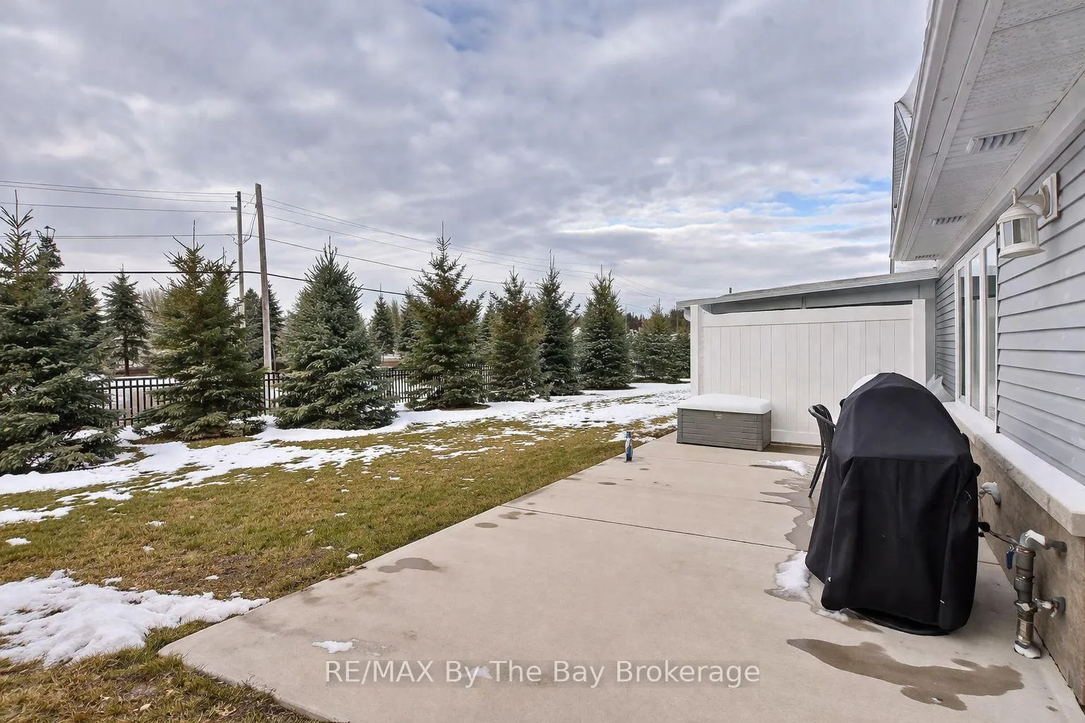 Photo 21 of 30 Ivy Crescent, Wasaga Beach — HOMEH