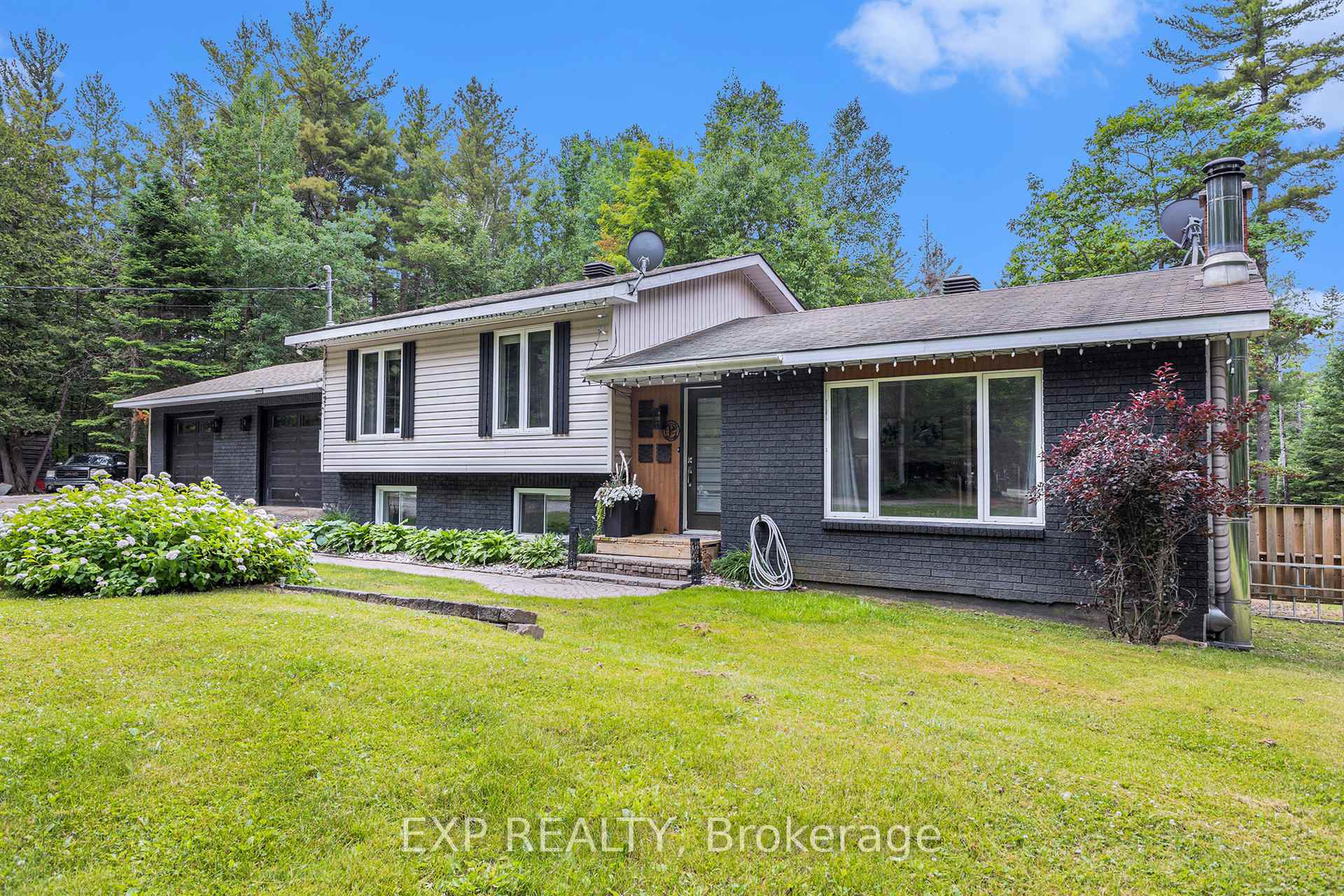 Photo 2 of 719 Darling Road, Lanark Highlands, Lanark Highlands (Lanark) Twp — HOMEH