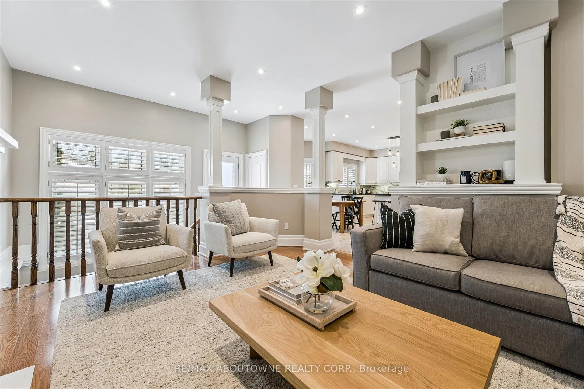 Photo 20 of 256 Lexington Road, Oakville, River Oaks — HOMEH