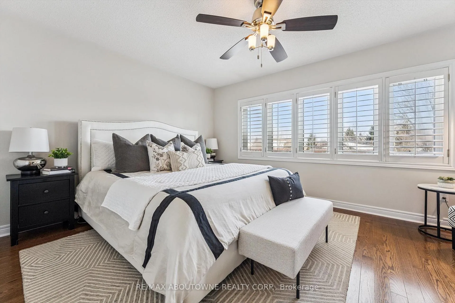Photo 24 of 256 Lexington Road, Oakville, River Oaks — HOMEH