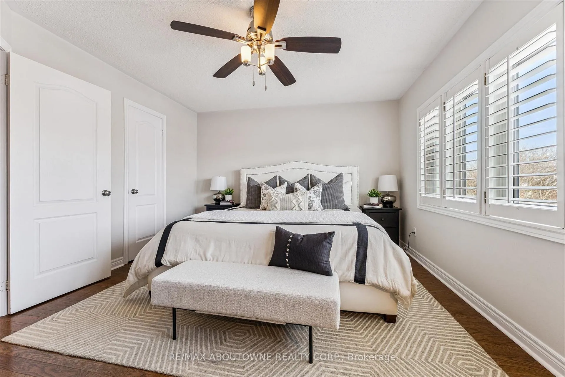 Photo 25 of 256 Lexington Road, Oakville, River Oaks — HOMEH