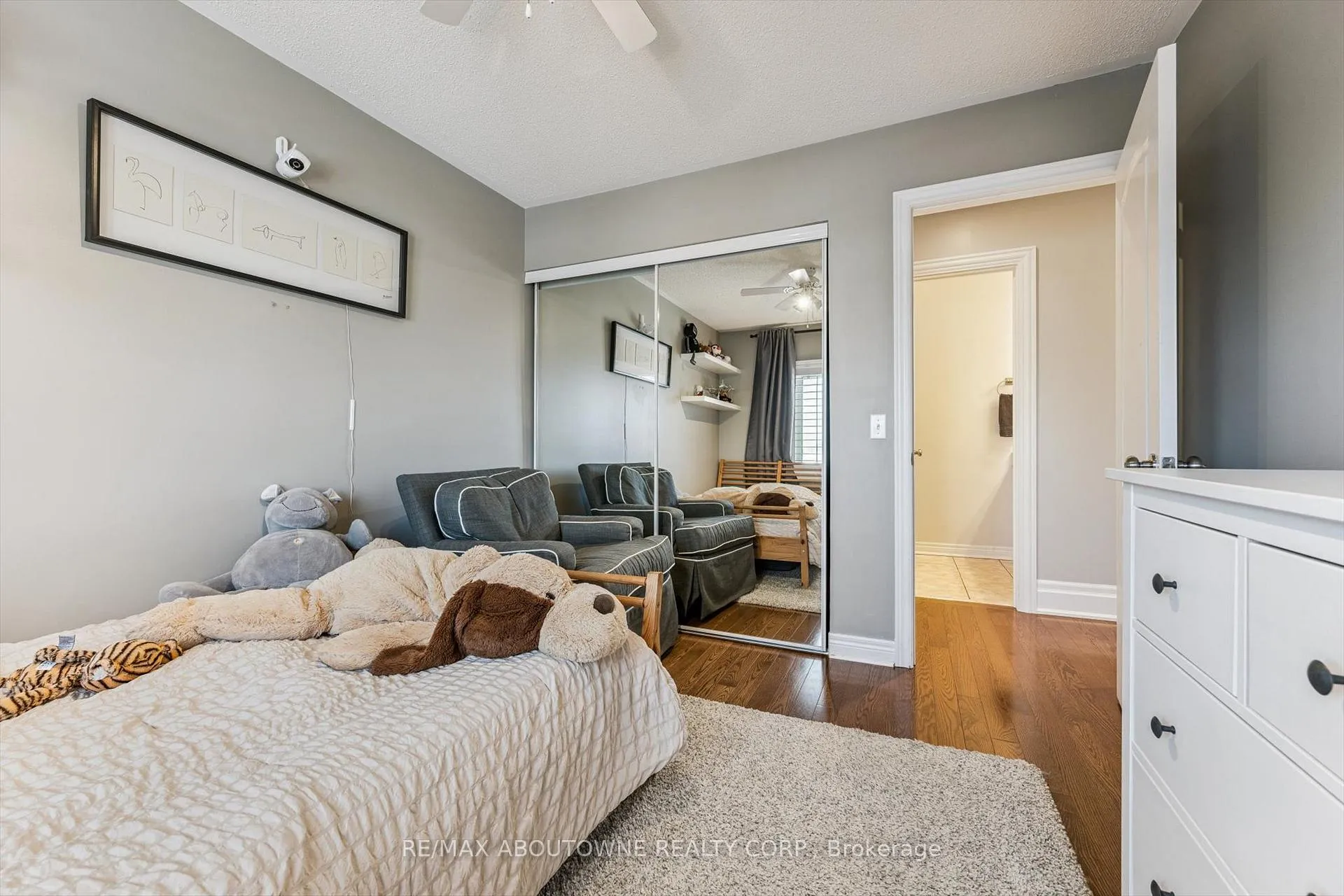 Photo 31 of 256 Lexington Road, Oakville, River Oaks — HOMEH