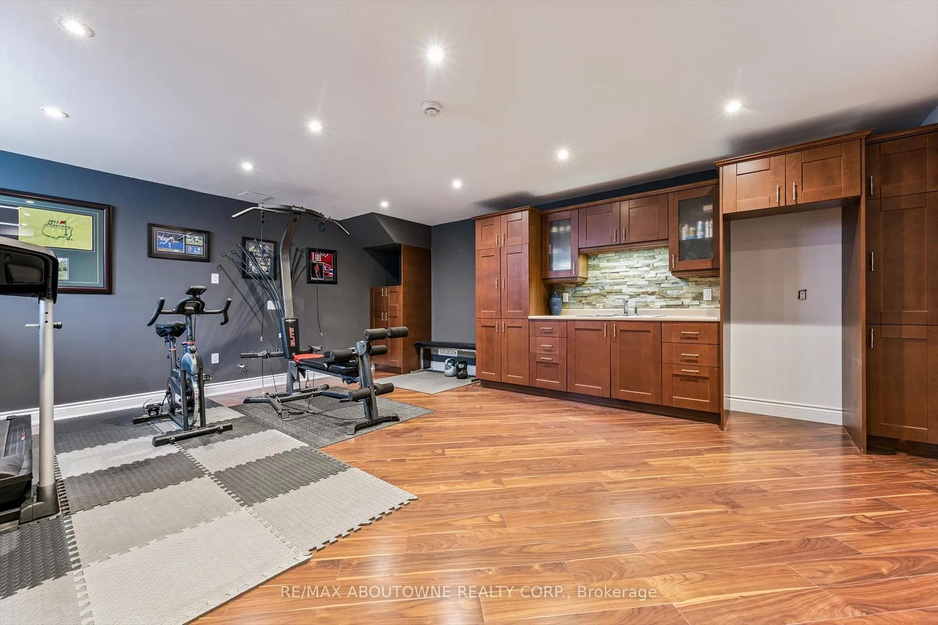Photo 43 of 256 Lexington Road, Oakville, River Oaks — HOMEH