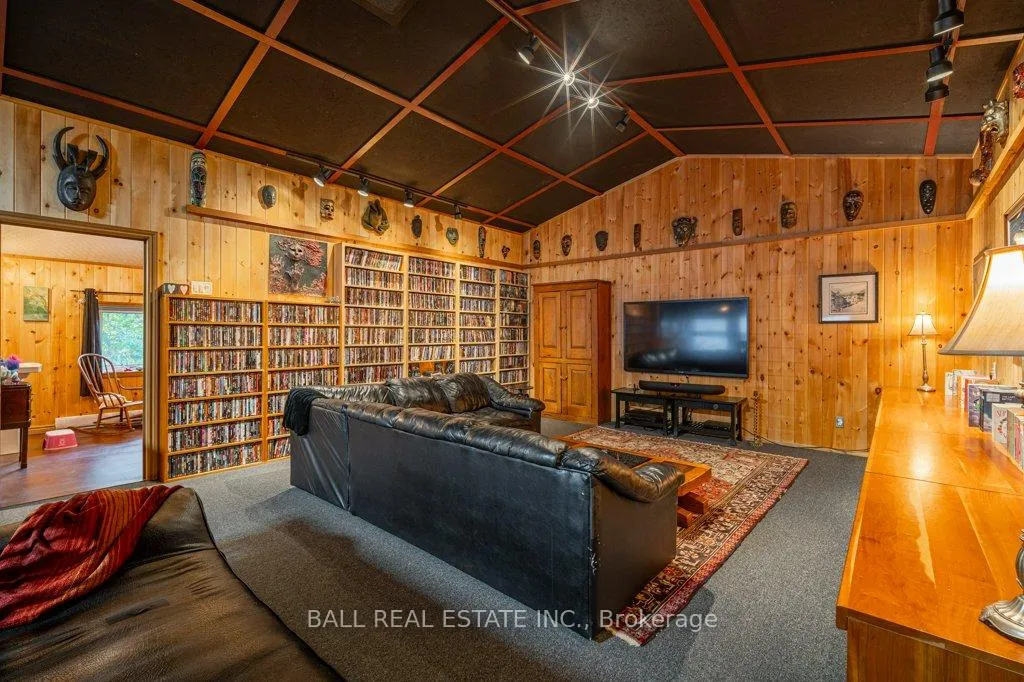 Photo 16 of 1329 Trappers Lane, Douro-Dummer — HOMEH