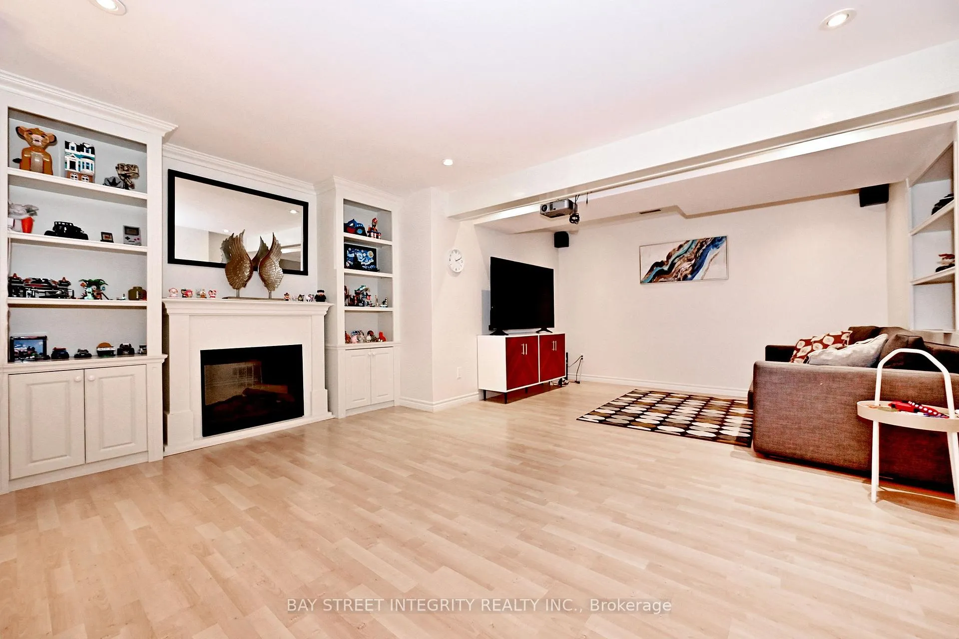 Photo 25 of 60 Darius Harns Drive, Whitby, Brooklin — HOMEH