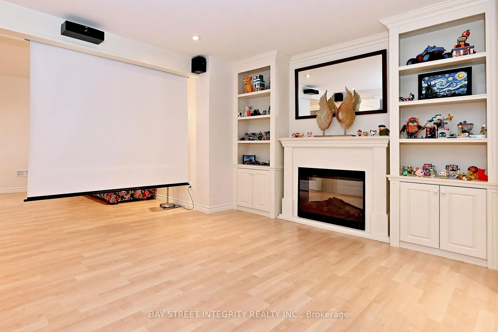 Photo 27 of 60 Darius Harns Drive, Whitby, Brooklin — HOMEH