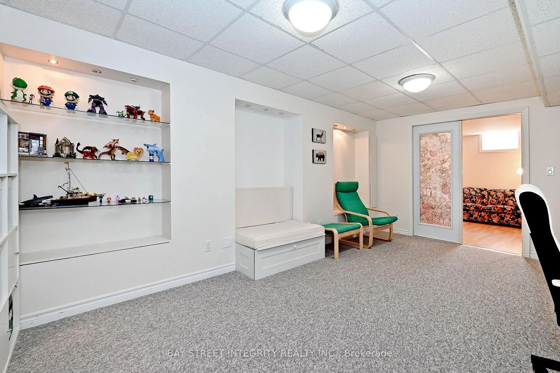 Photo 28 of 60 Darius Harns Drive, Whitby, Brooklin — HOMEH
