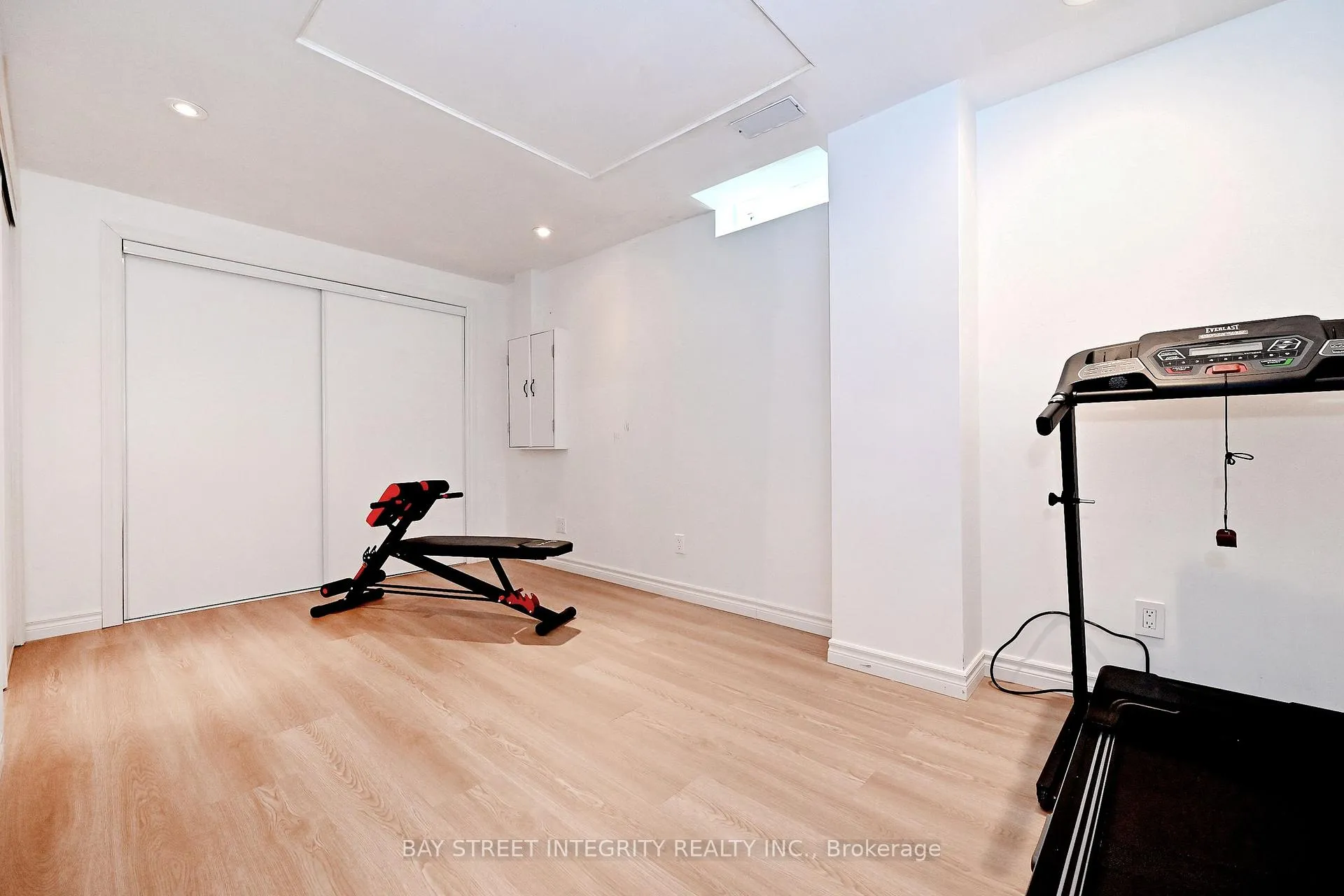 Photo 30 of 60 Darius Harns Drive, Whitby, Brooklin — HOMEH
