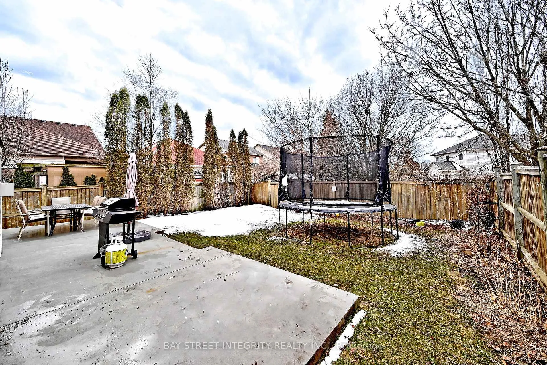Photo 35 of 60 Darius Harns Drive, Whitby, Brooklin — HOMEH
