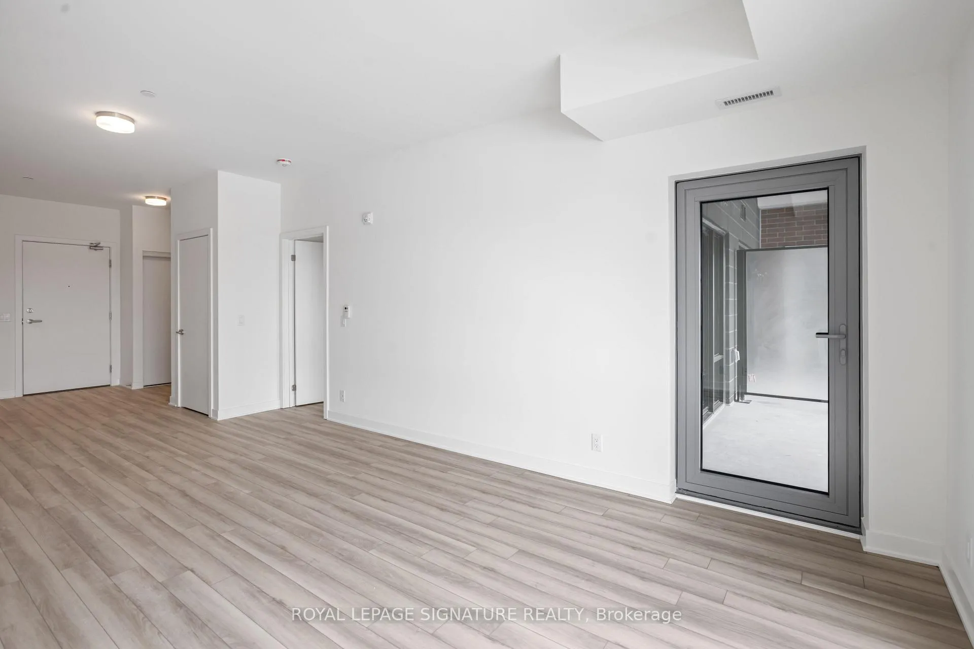Photo 18 of Unit 612, 51 Clarington Boulevard, Clarington, Bowmanville — HOMEH