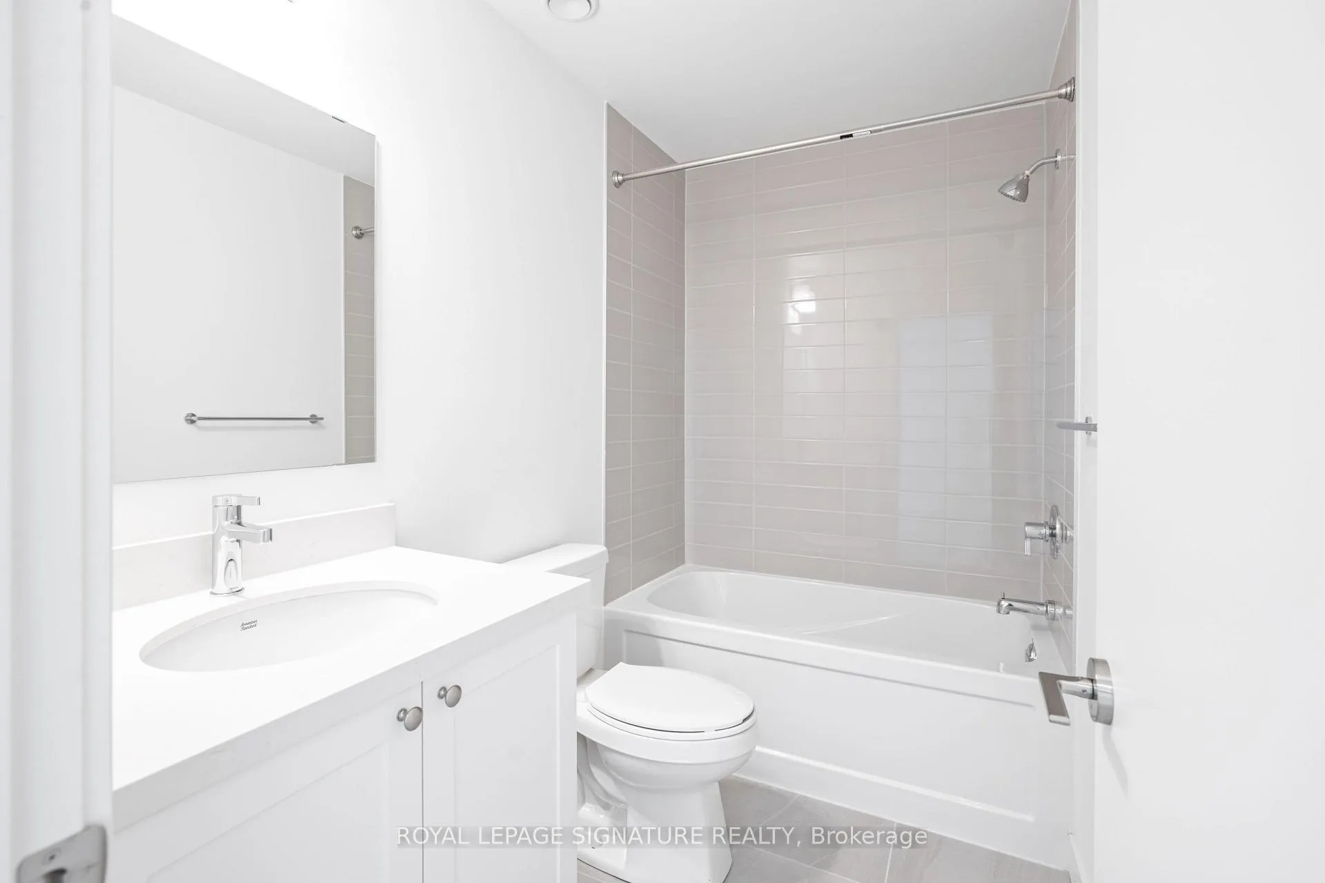 Photo 19 of Unit 612, 51 Clarington Boulevard, Clarington, Bowmanville — HOMEH