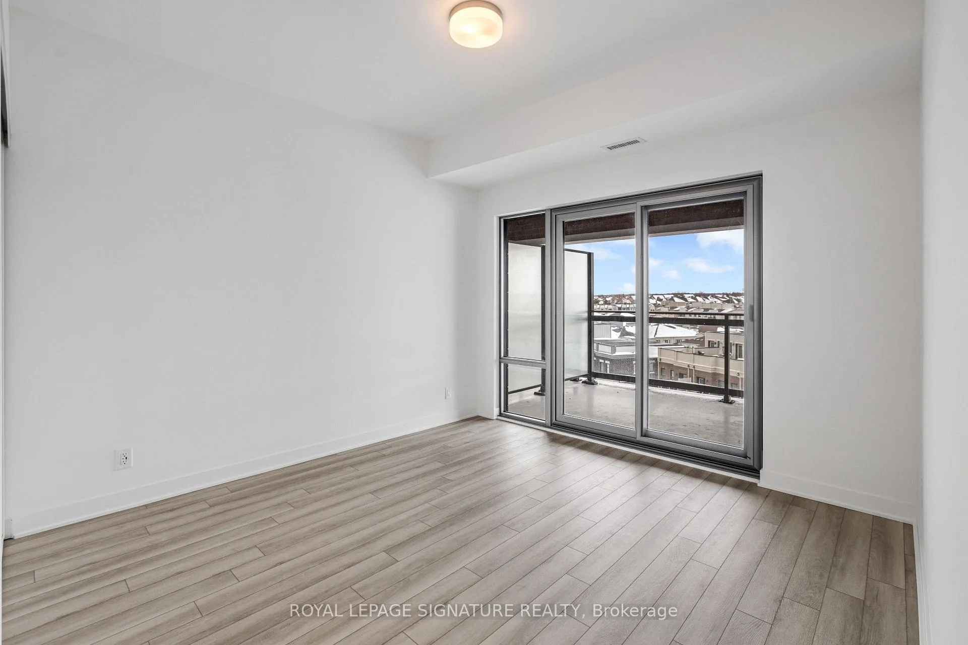Photo 21 of Unit 612, 51 Clarington Boulevard, Clarington, Bowmanville — HOMEH