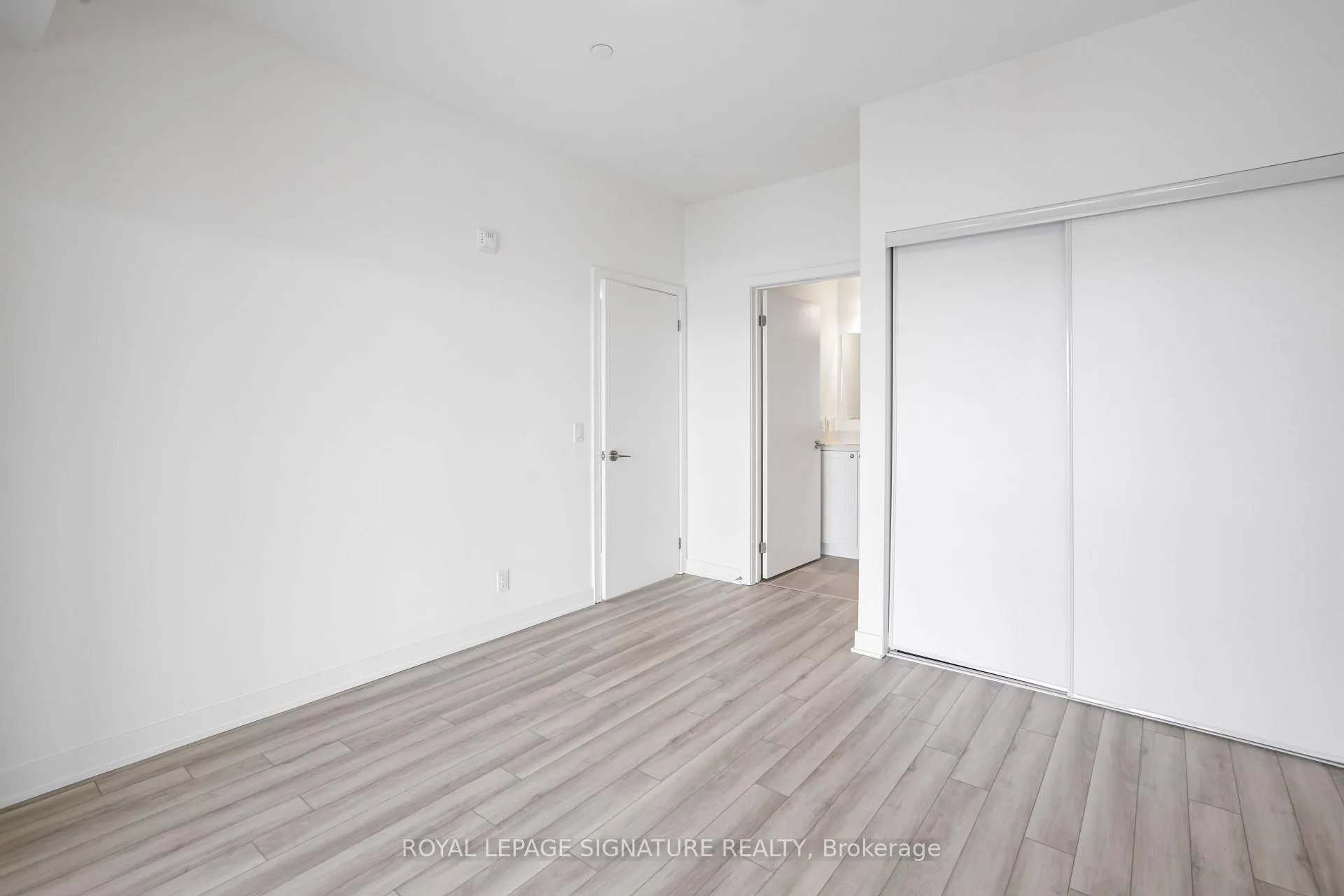 Photo 24 of Unit 612, 51 Clarington Boulevard, Clarington, Bowmanville — HOMEH