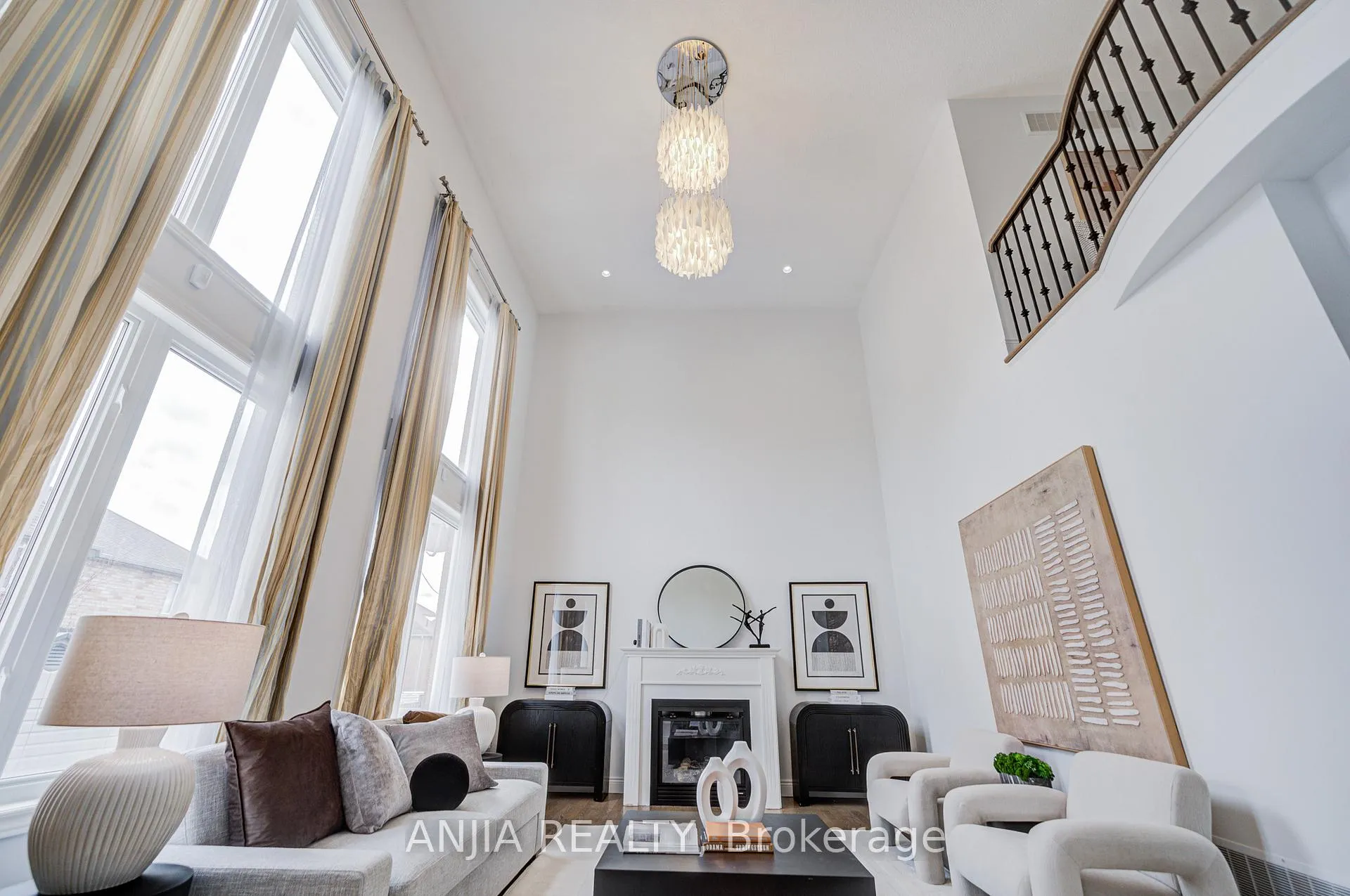 Photo 5 of 10 Golden Meadow Drive, Markham, Wismer — HOMEH