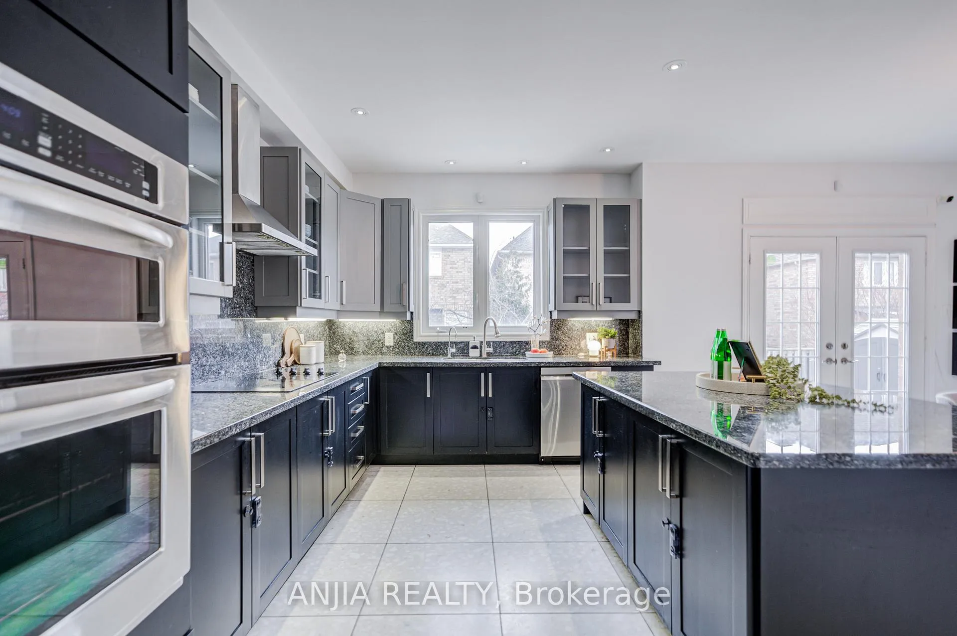 Photo 23 of 10 Golden Meadow Drive, Markham, Wismer — HOMEH