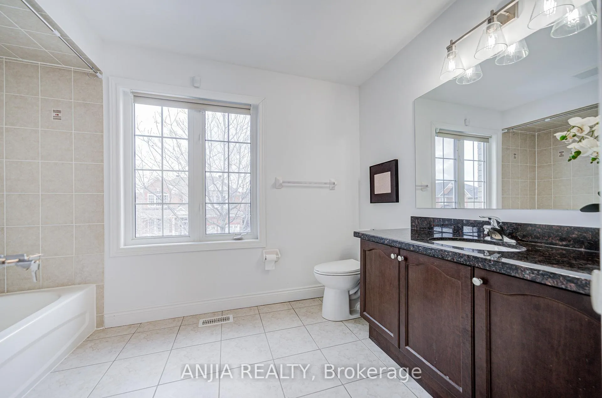 Photo 36 of 10 Golden Meadow Drive, Markham, Wismer — HOMEH