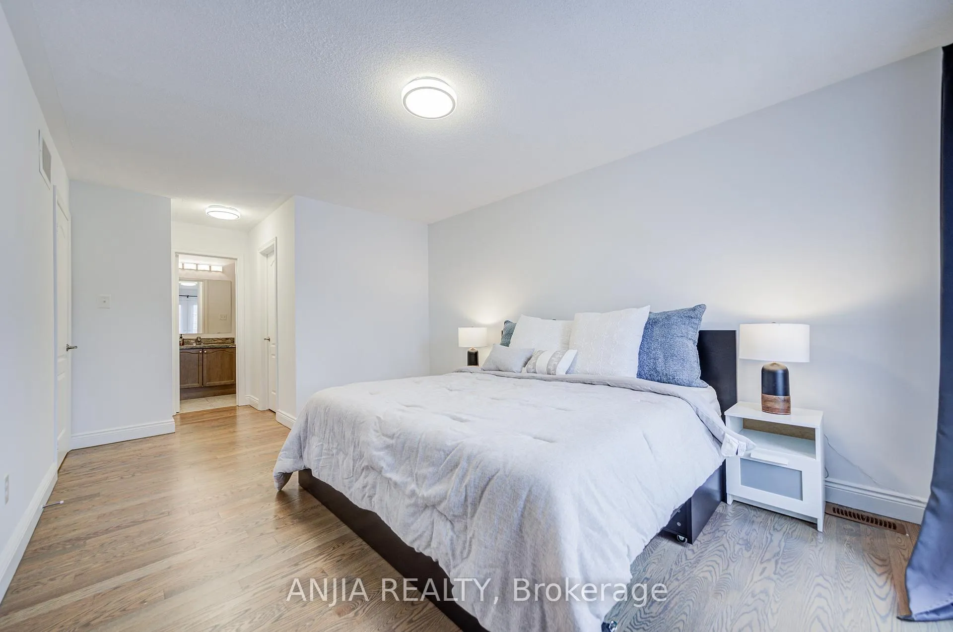 Photo 38 of 10 Golden Meadow Drive, Markham, Wismer — HOMEH