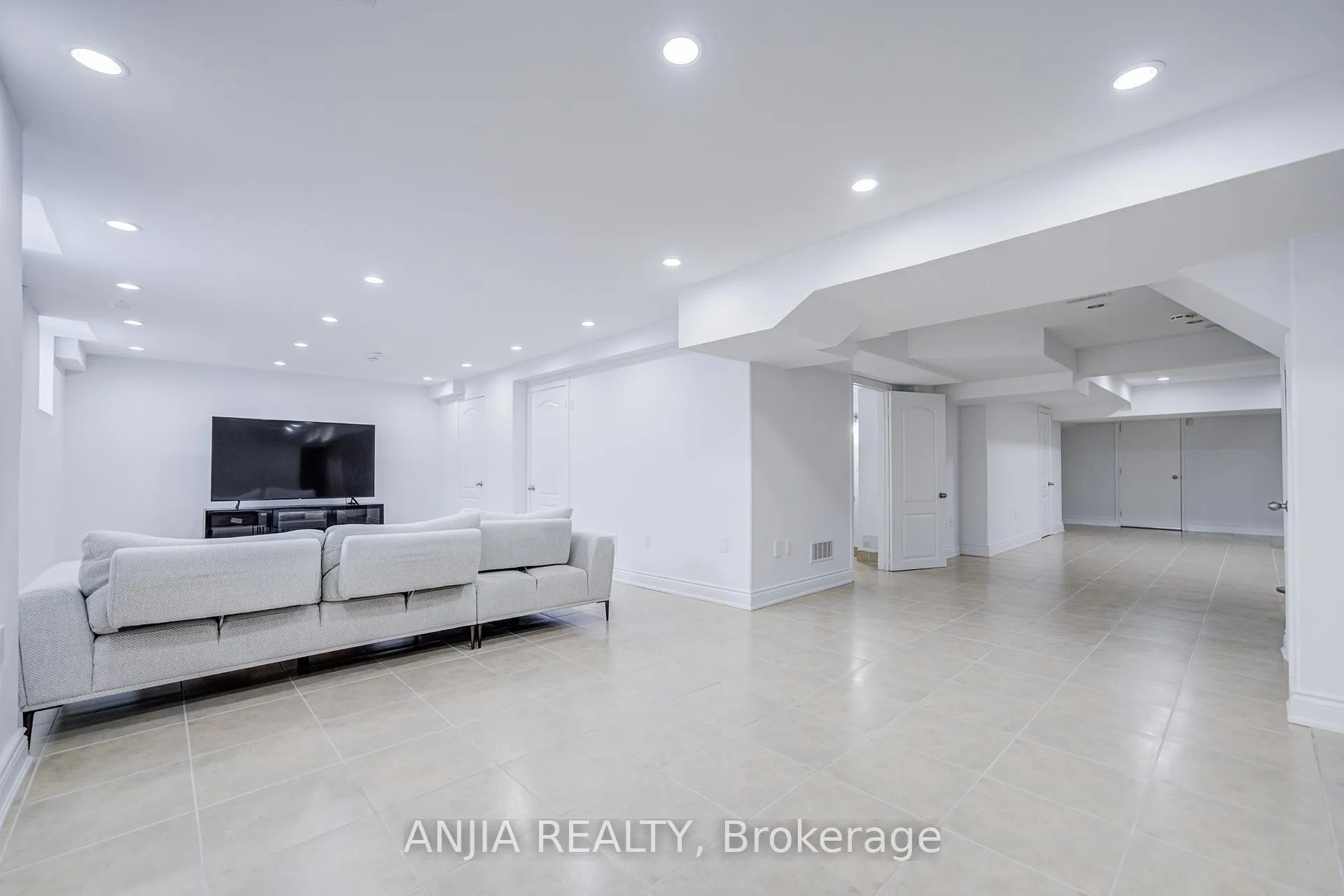 Photo 48 of 10 Golden Meadow Drive, Markham, Wismer — HOMEH