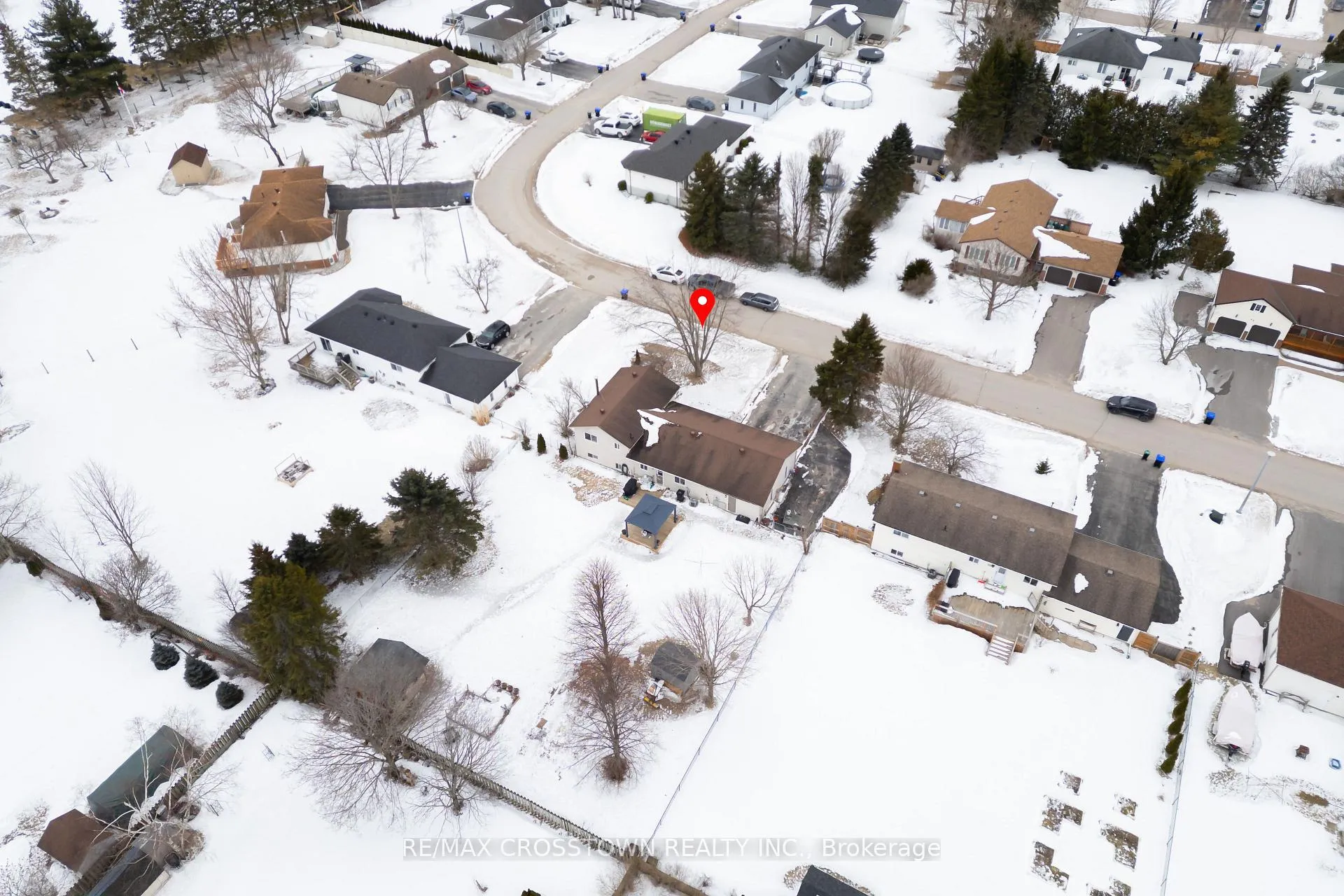 Photo 34 of 54 Foyston Park Circle, Springwater, Minesing — HOMEH