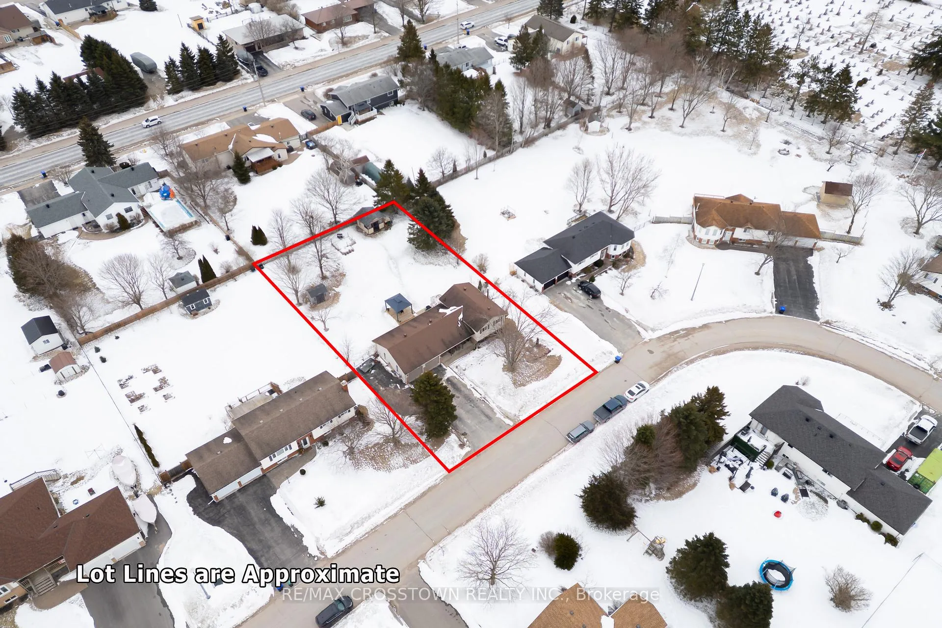 Photo 35 of 54 Foyston Park Circle, Springwater, Minesing — HOMEH