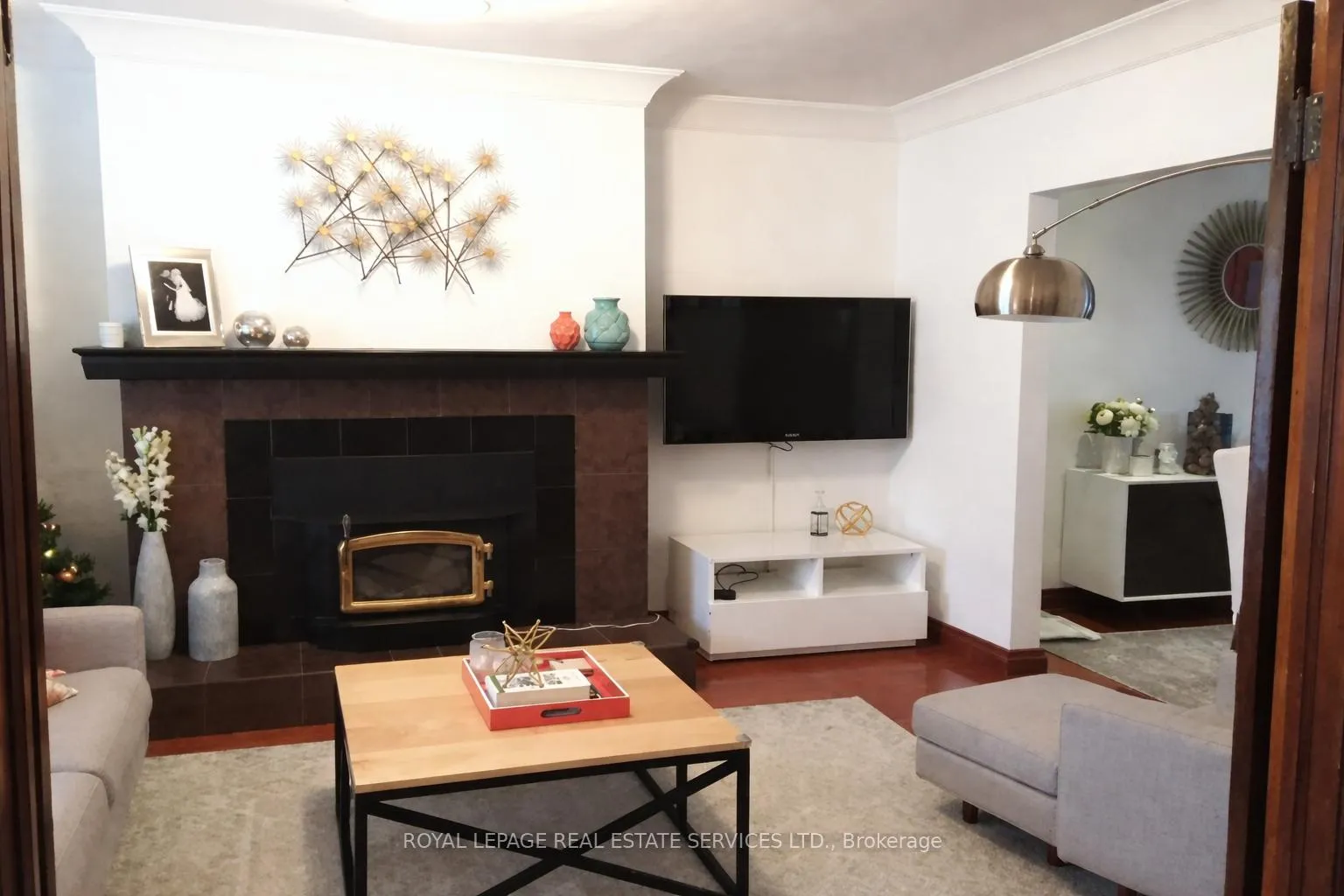 Photo 2 of 183 Mortimer Avenue, Toronto, Danforth Village-East York — HOMEH