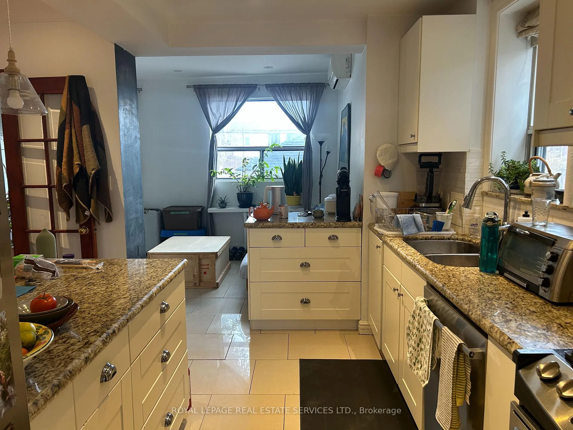 Photo 7 of 183 Mortimer Avenue, Toronto, Danforth Village-East York — HOMEH