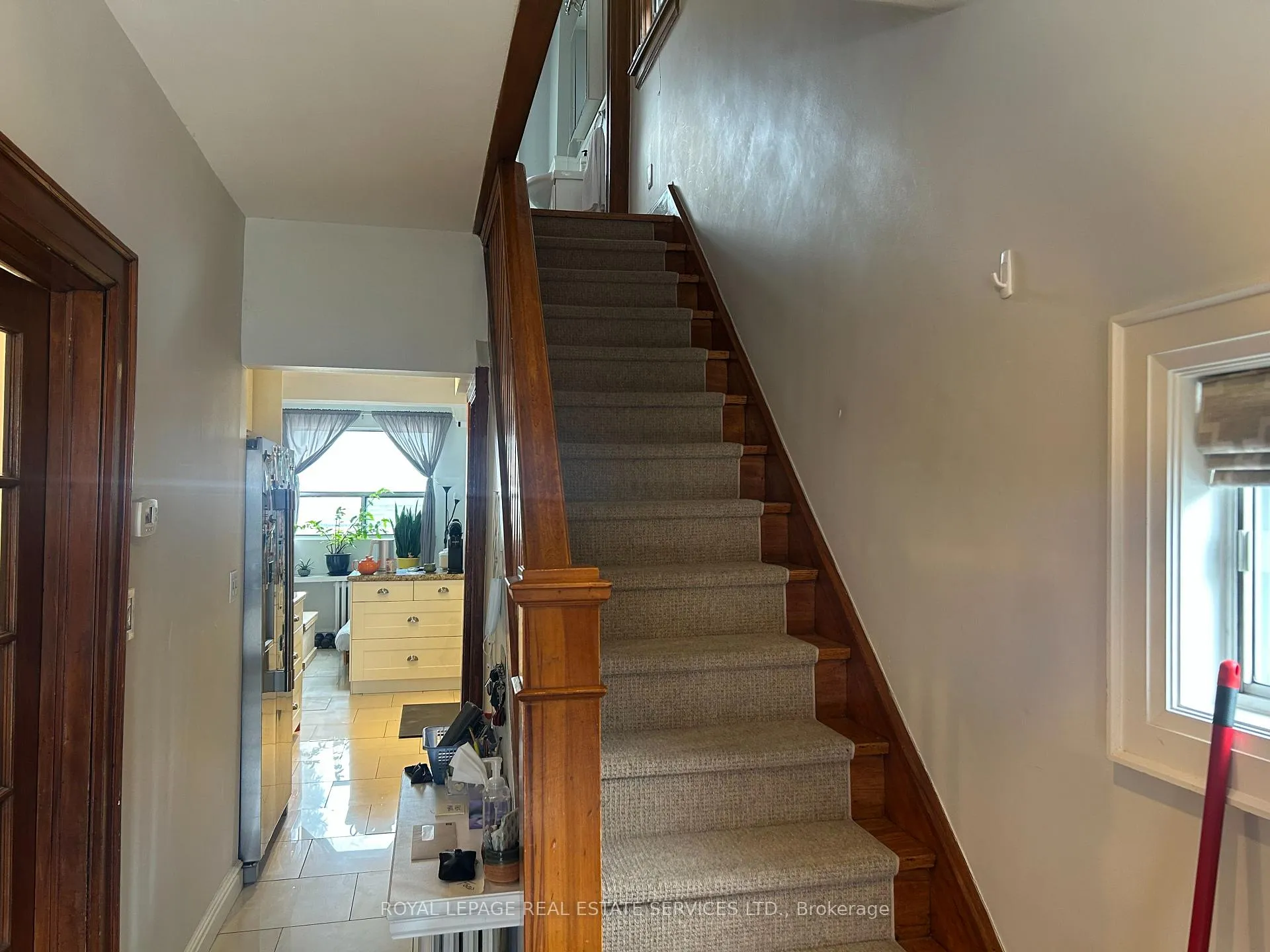 Photo 10 of 183 Mortimer Avenue, Toronto, Danforth Village-East York — HOMEH
