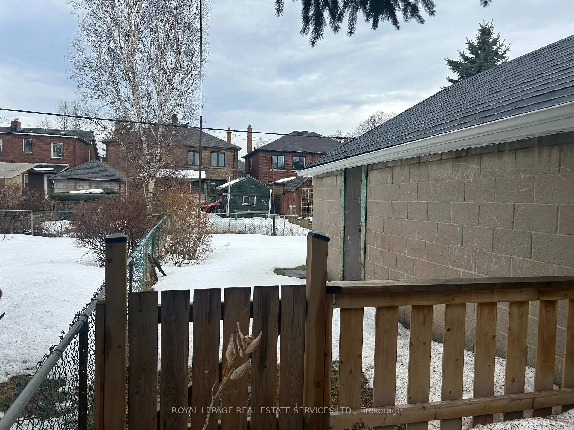 Photo 24 of 183 Mortimer Avenue, Toronto, Danforth Village-East York — HOMEH
