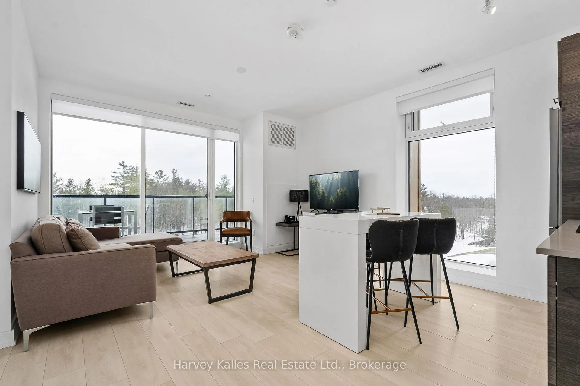 Photo 48 of Unit 401, 120 Carrick Trail, Gravenhurst, Muskoka (S) — HOMEH