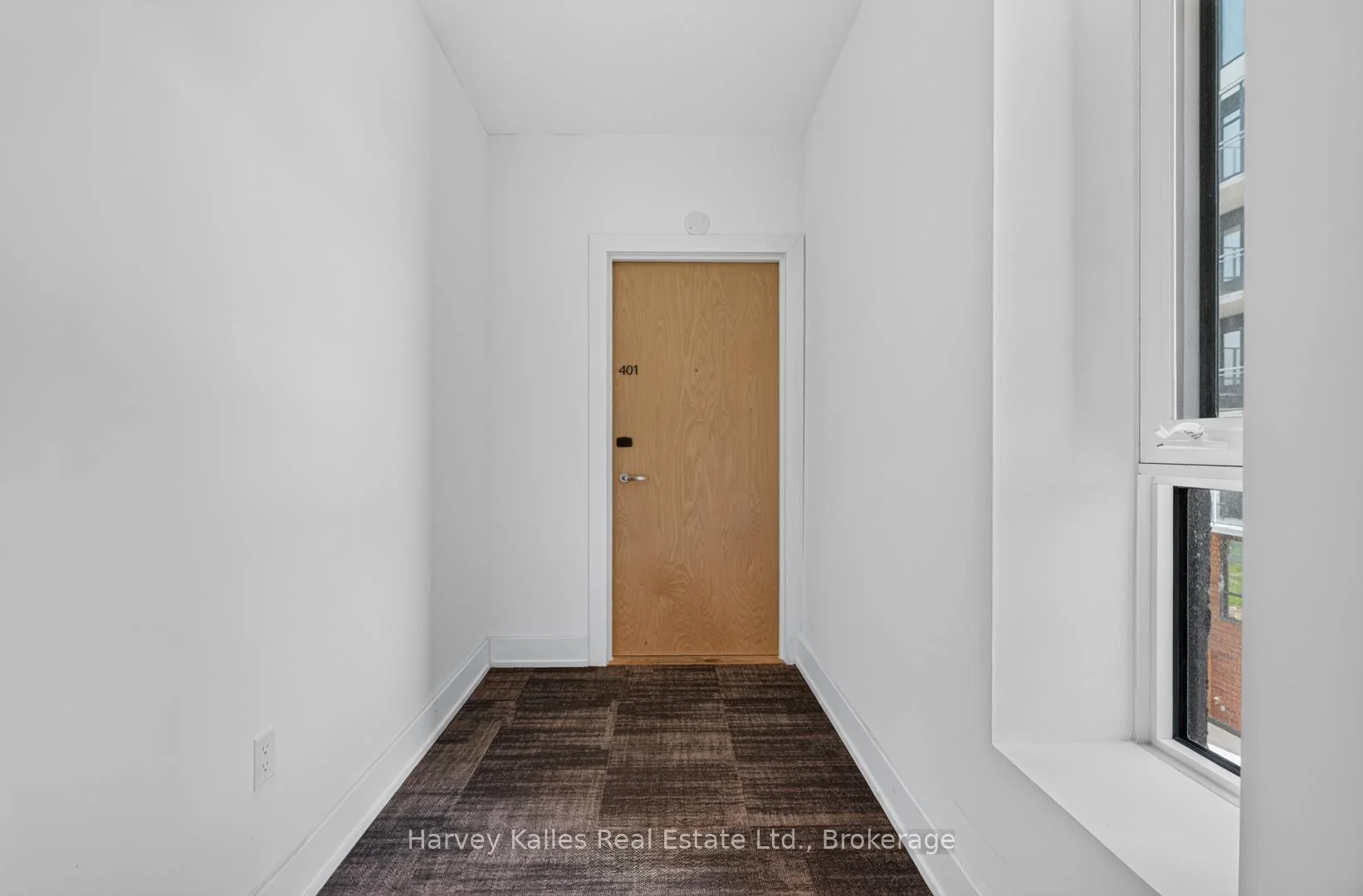 Photo 5 of Unit 401, 120 Carrick Trail, Gravenhurst, Muskoka (S) — HOMEH