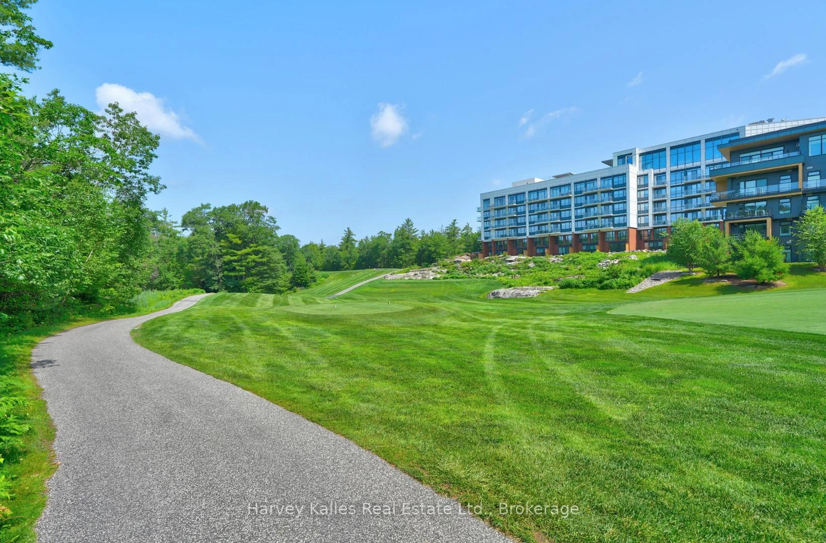 Photo 38 of Unit 401, 120 Carrick Trail, Gravenhurst, Muskoka (S) — HOMEH