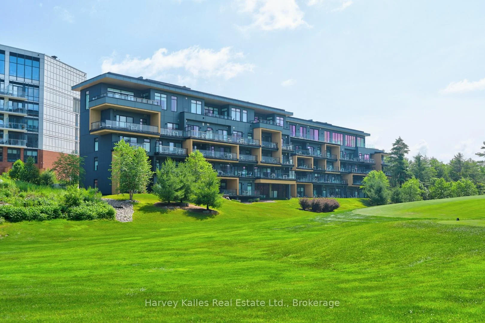 Photo 43 of Unit 401, 120 Carrick Trail, Gravenhurst, Muskoka (S) — HOMEH