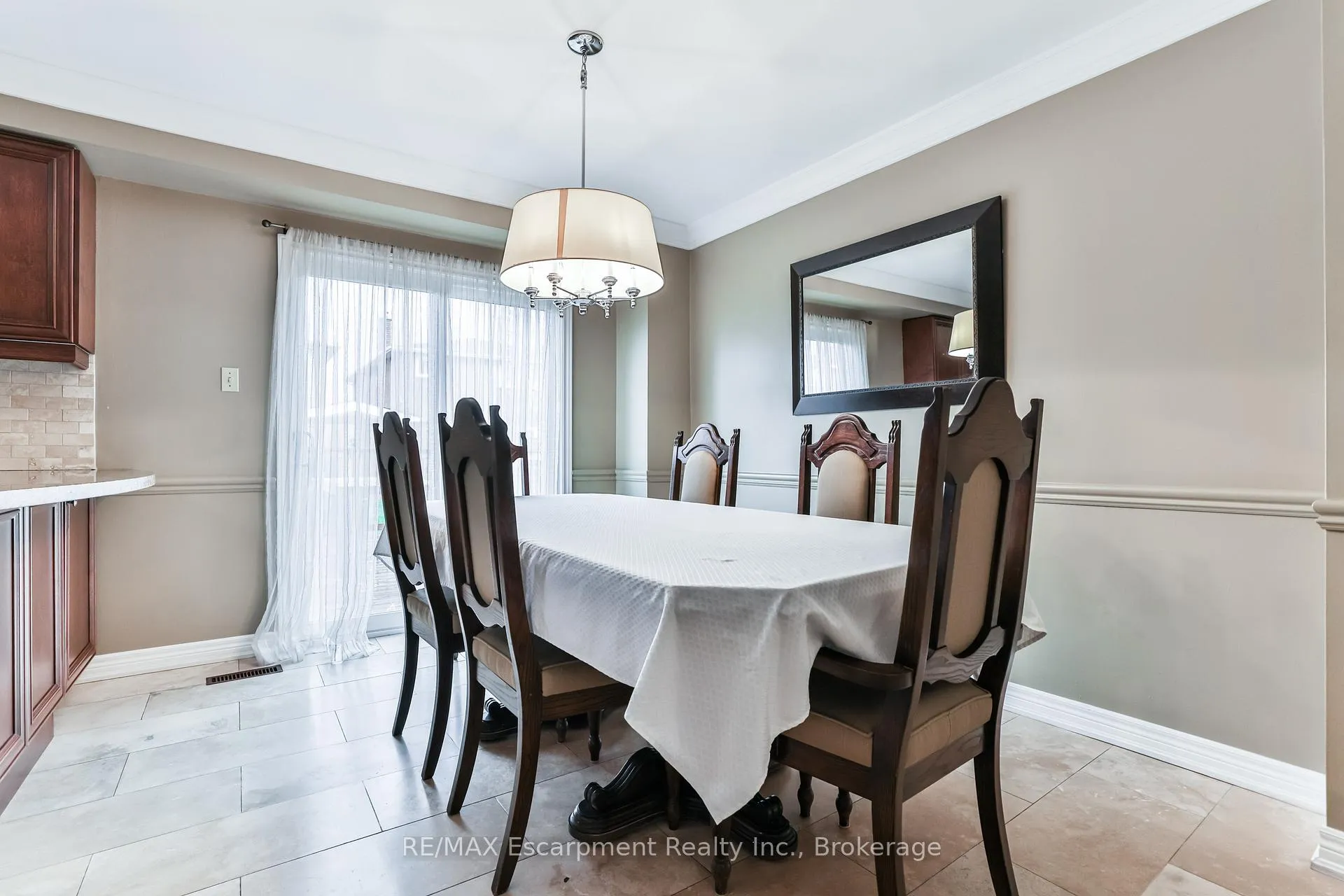 Photo 11 of 90 Waterfall Road, Vaughan, East Woodbridge — HOMEH