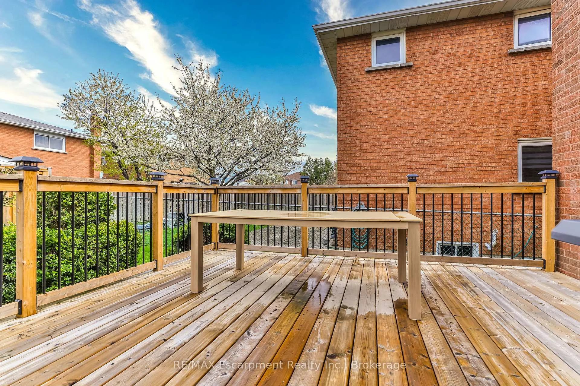 Photo 27 of 90 Waterfall Road, Vaughan, East Woodbridge — HOMEH