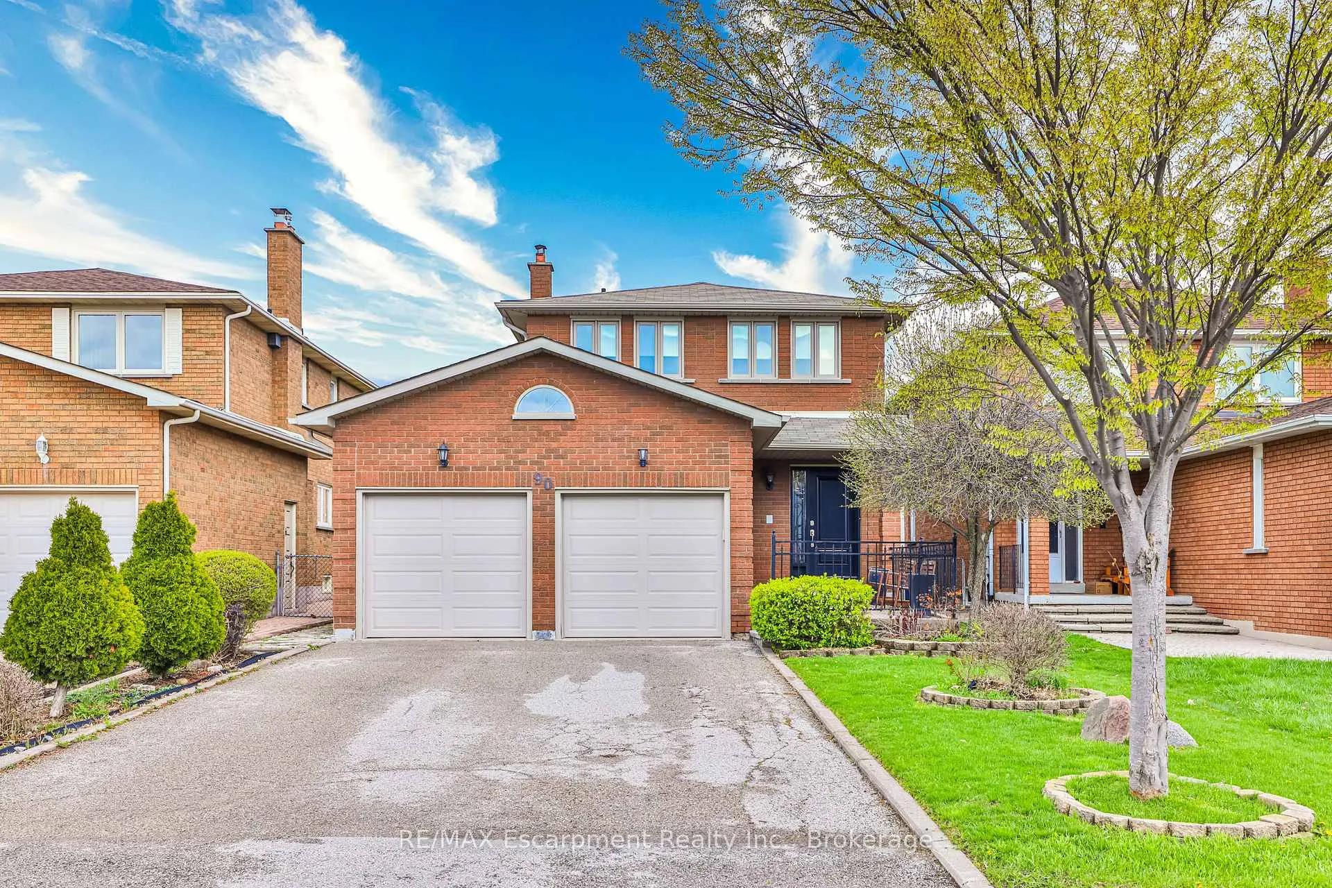 Photo 28 of 90 Waterfall Road, Vaughan, East Woodbridge — HOMEH