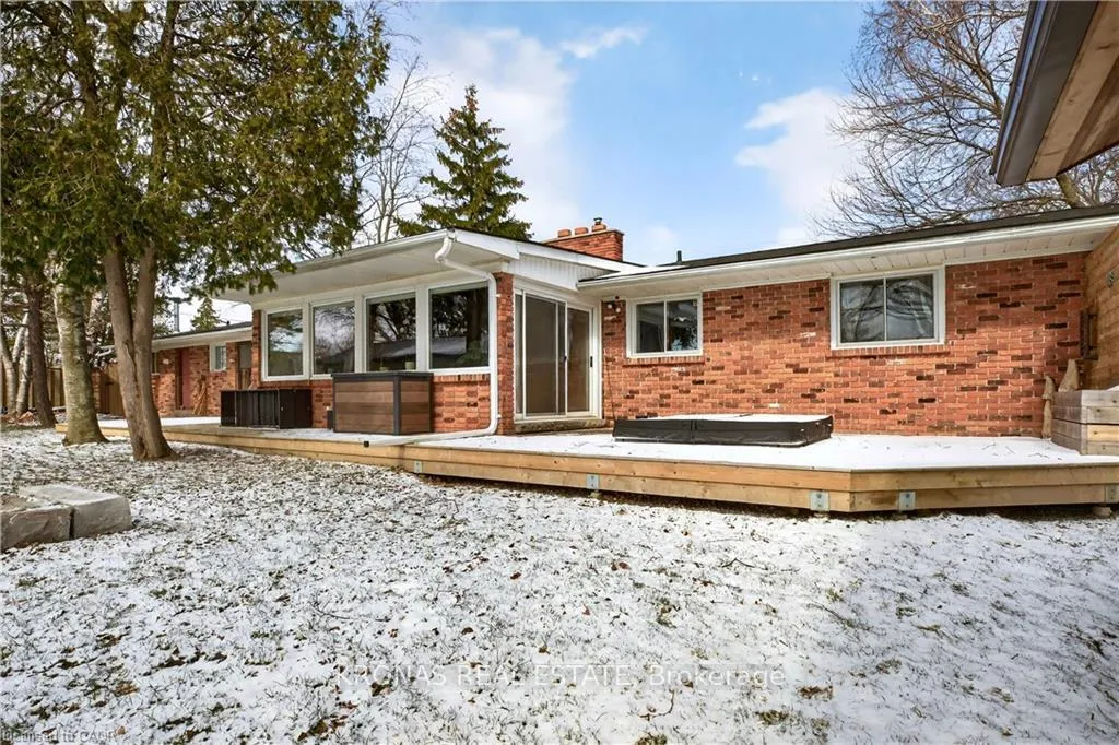 Photo 25 of 548 Book Road E, Hamilton, Airport Employment Area — HOMEH