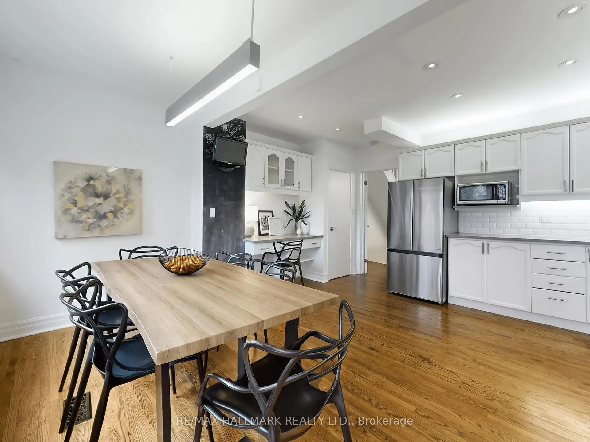 Photo 14 of 51 Westwood Avenue, Toronto, Broadview North — HOMEH