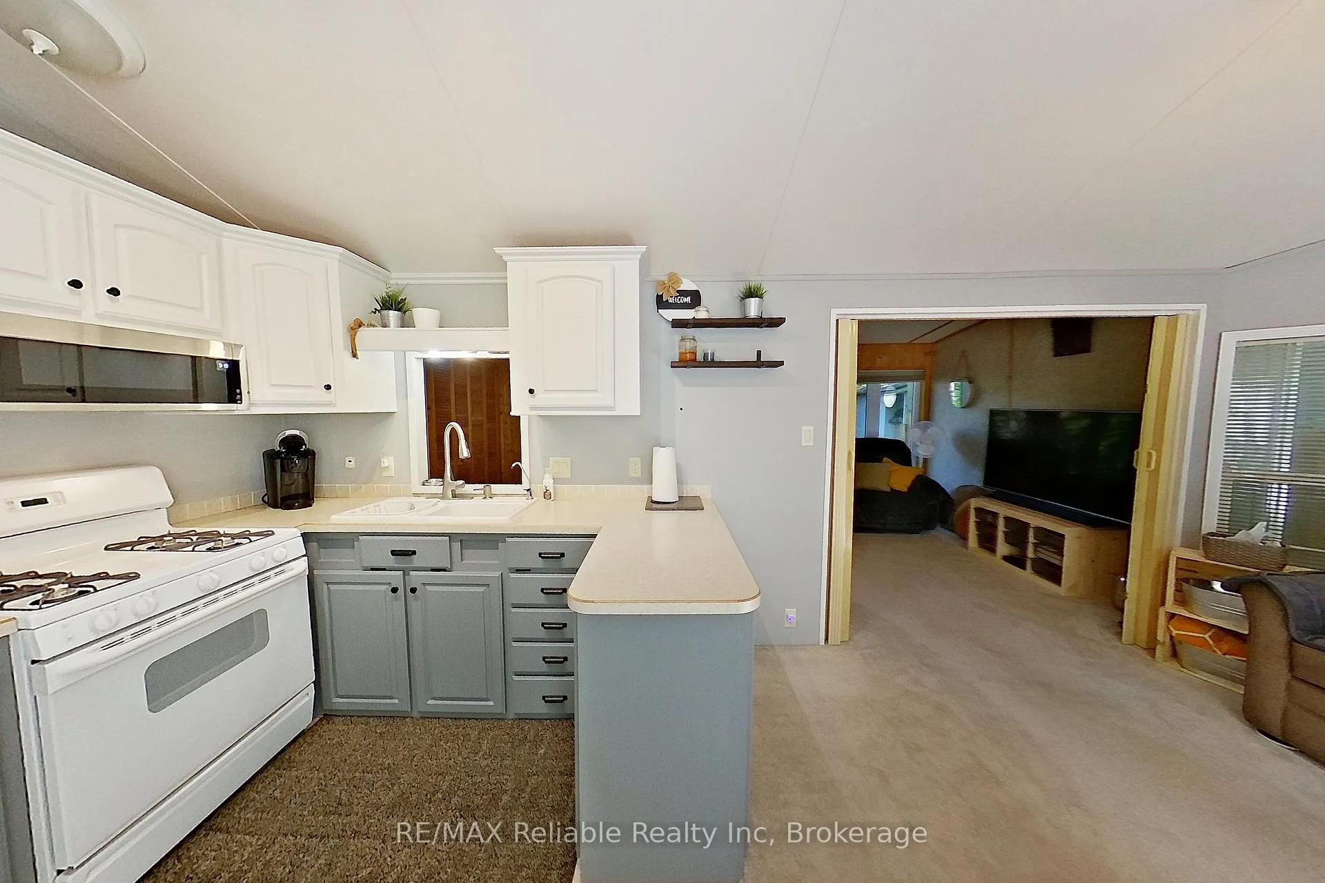 Photo 15 of Unit 19, 76735 Wildwood Line, Bluewater, Stanley — HOMEH