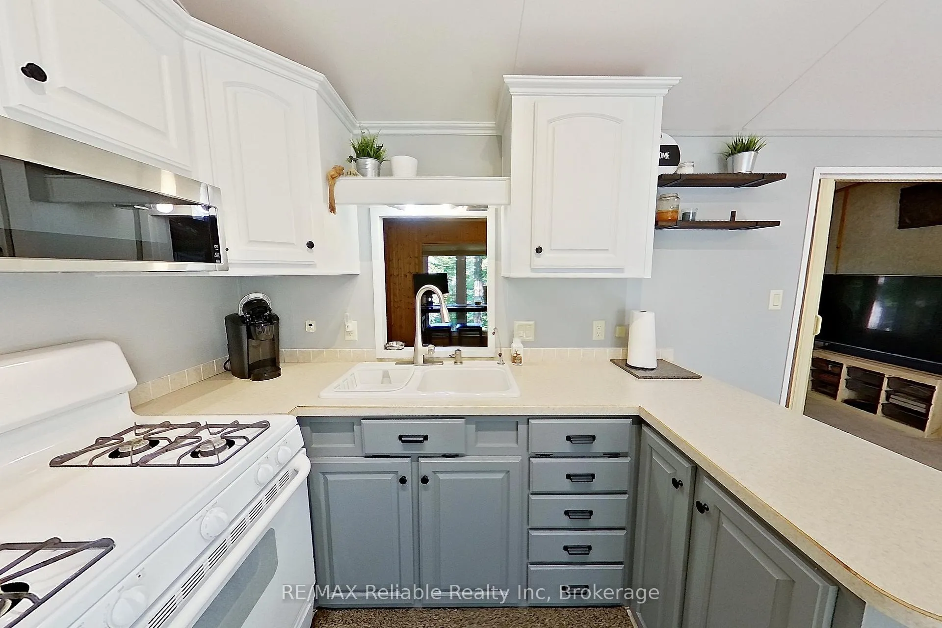 Photo 16 of Unit 19, 76735 Wildwood Line, Bluewater, Stanley — HOMEH