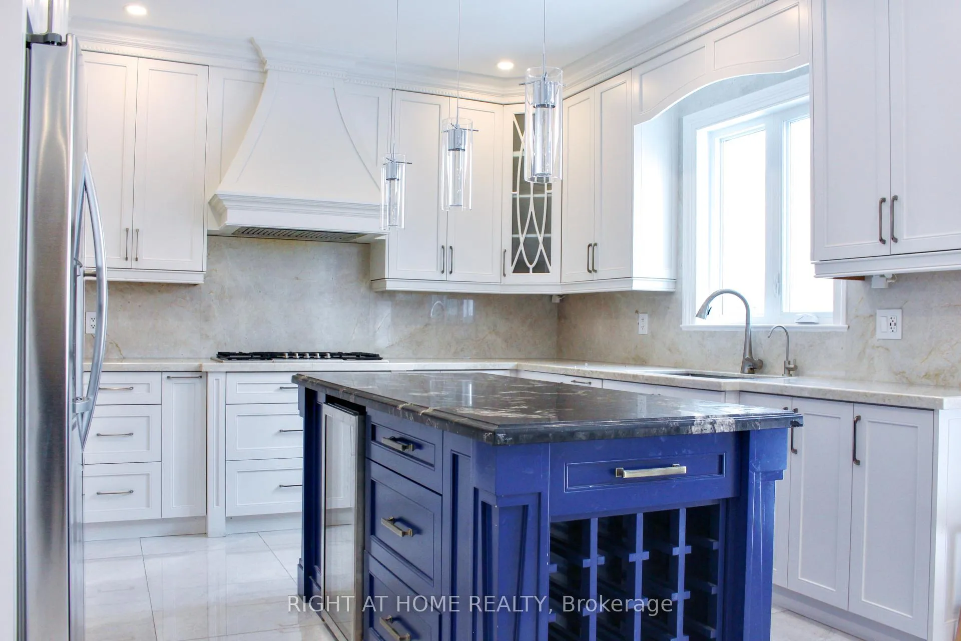 Photo 6 of 38 Bosco Drive, Vaughan, Vellore Village — HOMEH