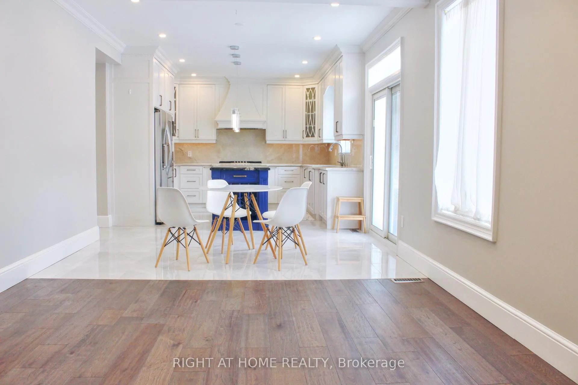 Photo 9 of 38 Bosco Drive, Vaughan, Vellore Village — HOMEH
