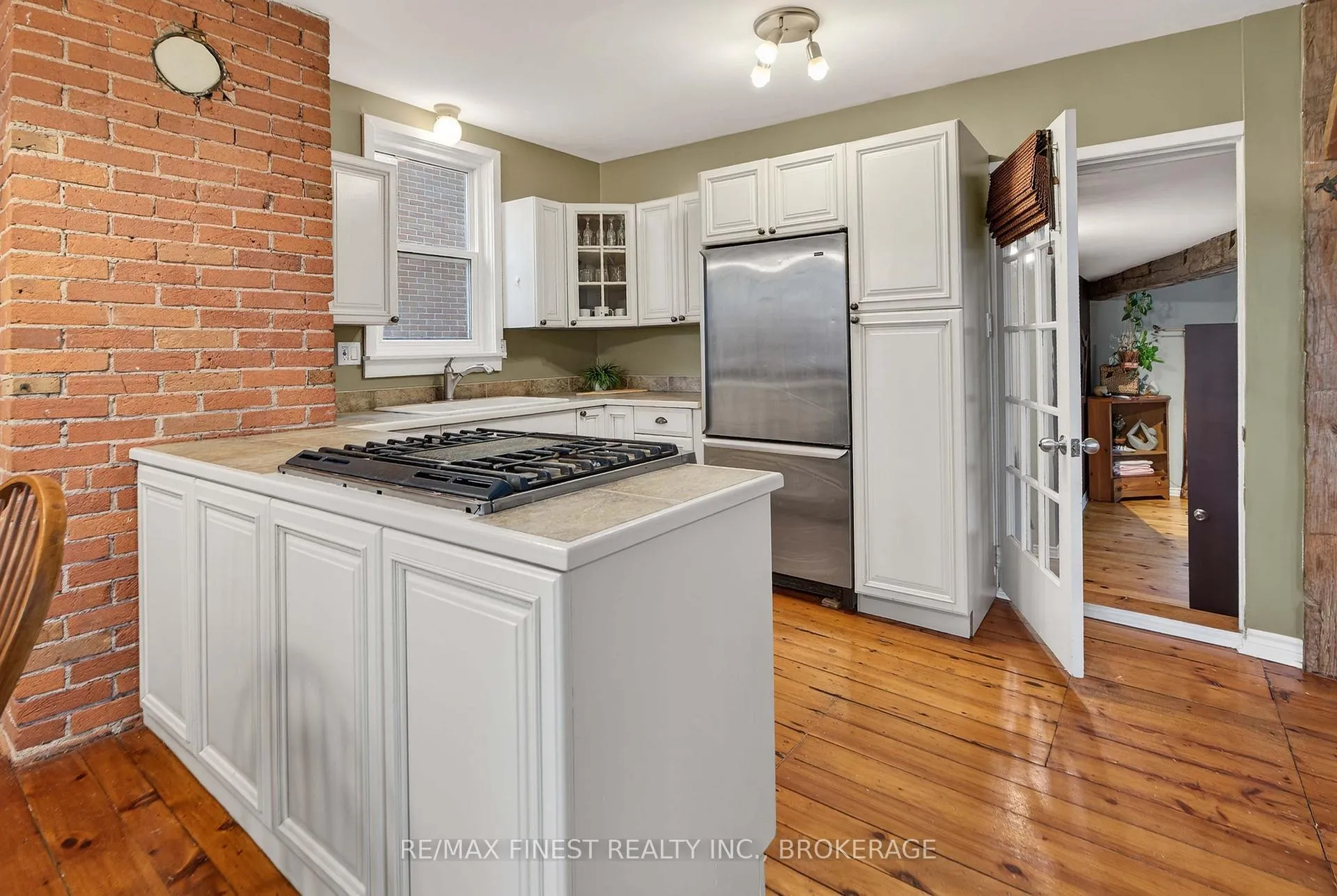 Photo 16 of 15 Cherry Street, Kingston, East of Sir John A. Blvd — HOMEH