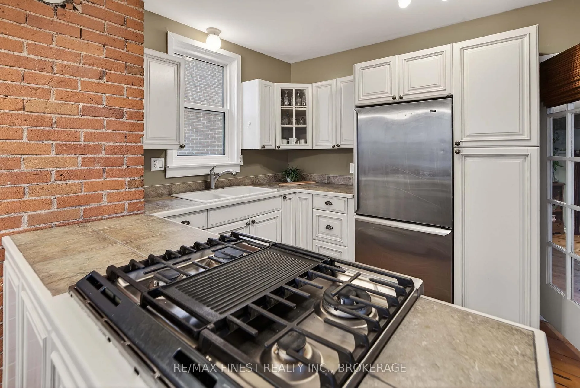 Photo 17 of 15 Cherry Street, Kingston, East of Sir John A. Blvd — HOMEH