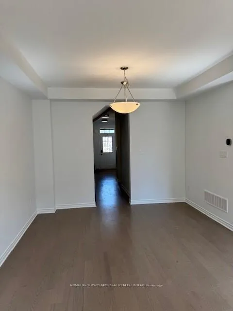 Photo 4 of 3208 Meadowridge Drive, Oakville, Joshua Meadows — HOMEH