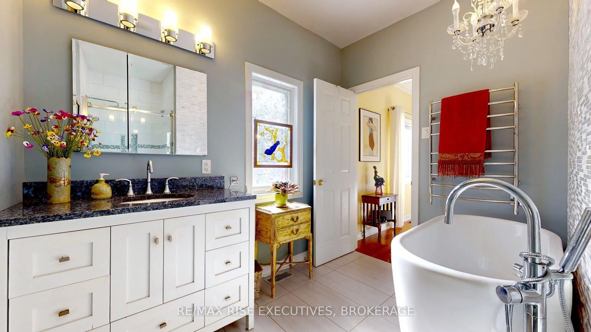 Photo 10 of 36 Kenwoods Circle, Kingston, Kingston East (Incl Barret Crt) — HOMEH