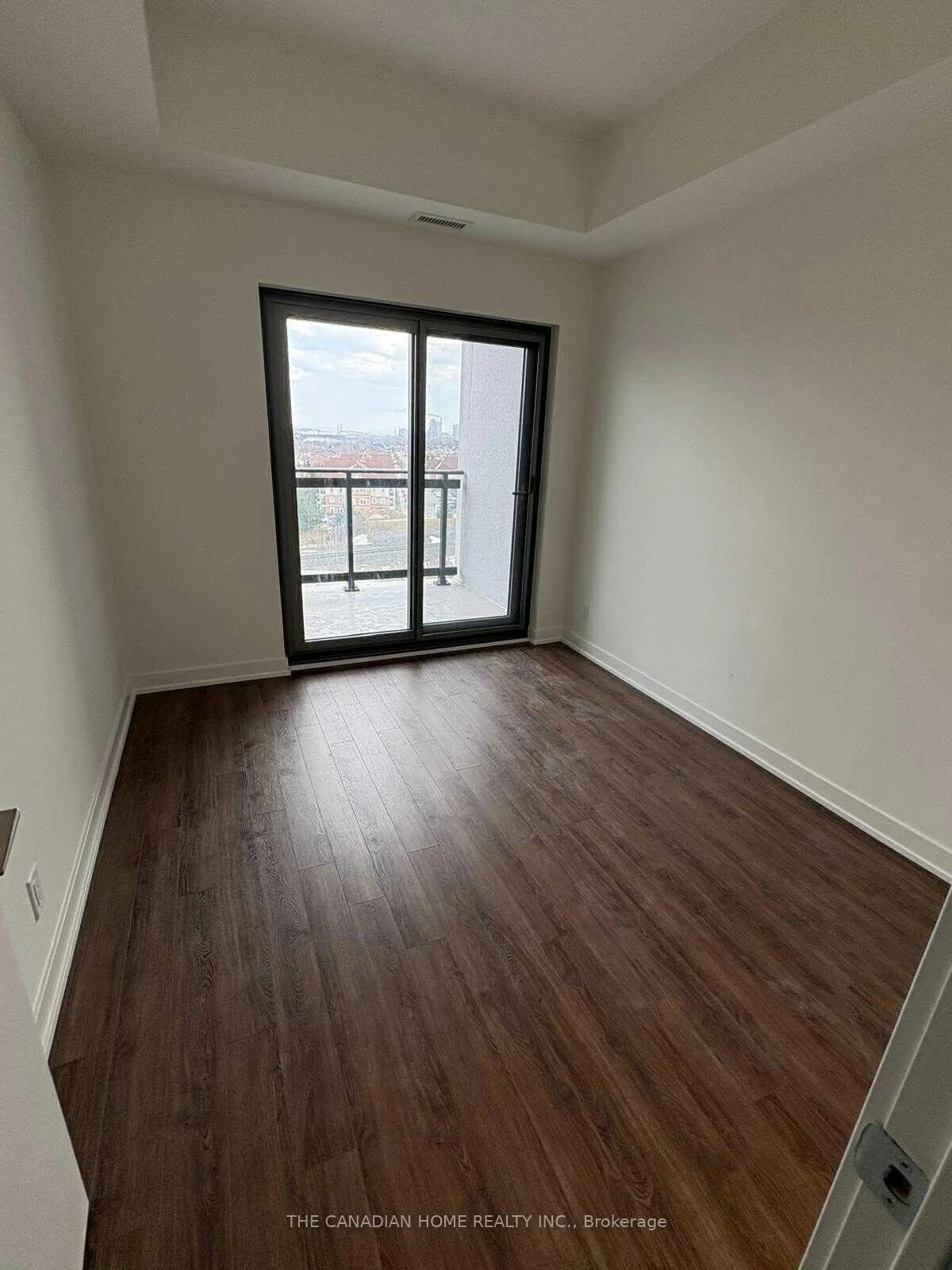 Photo 4 of Unit 721, 51 Clarington Boulevard S, Clarington, Bowmanville — HOMEH