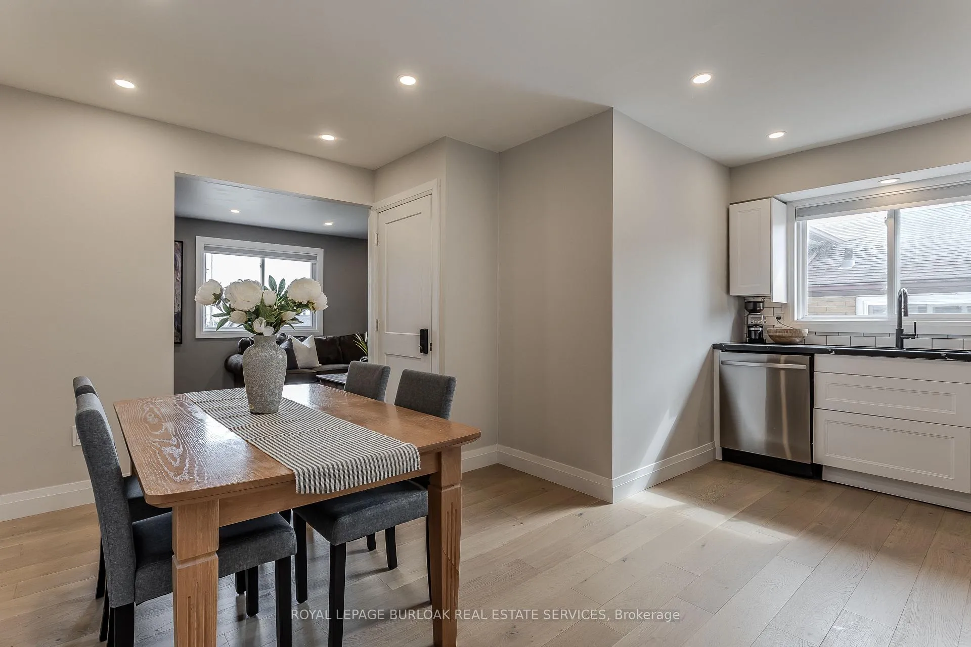 Photo 8 of 128 Margaret Avenue, Hamilton, Stoney Creek — HOMEH