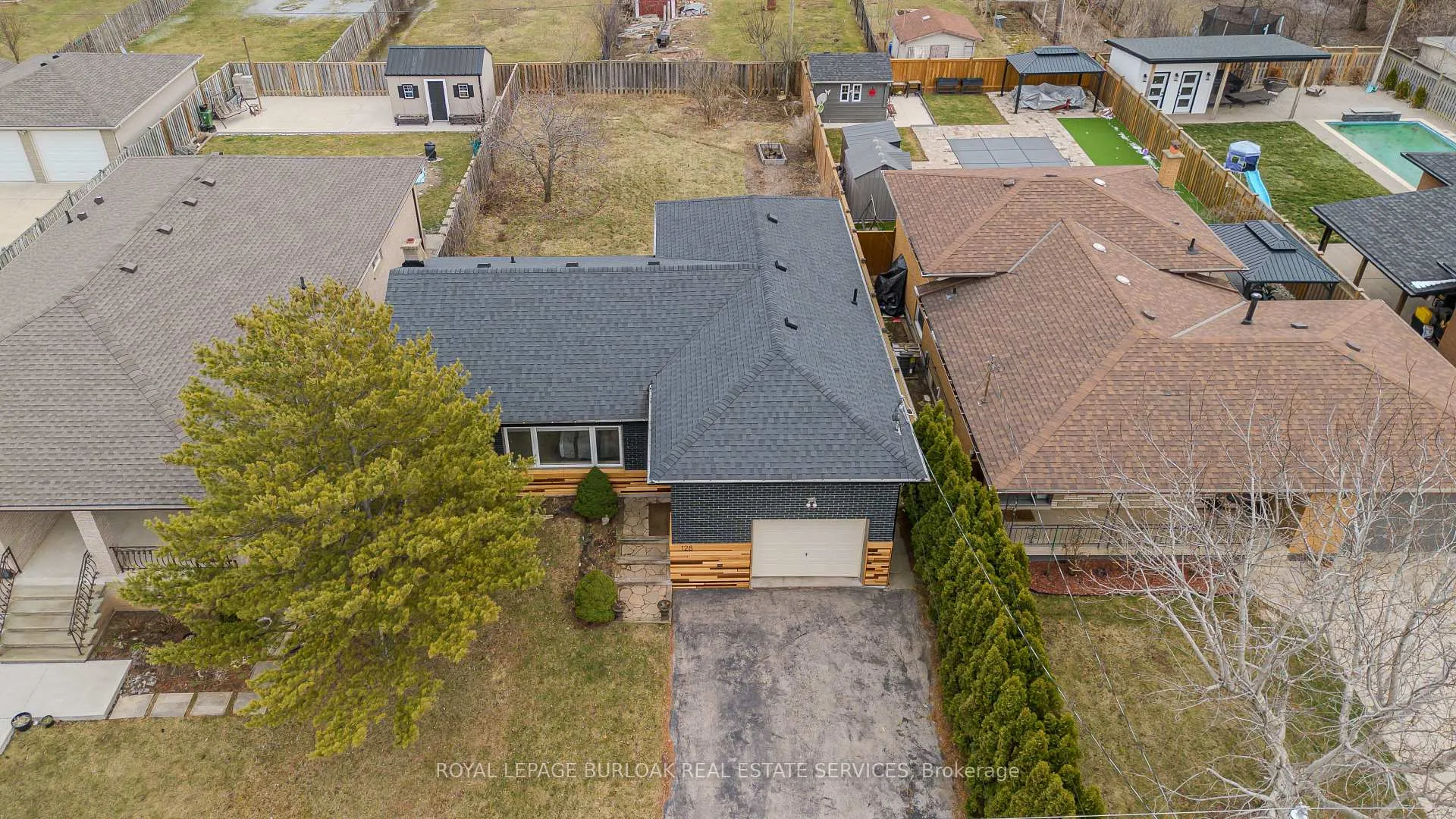 Photo 32 of 128 Margaret Avenue, Hamilton, Stoney Creek — HOMEH