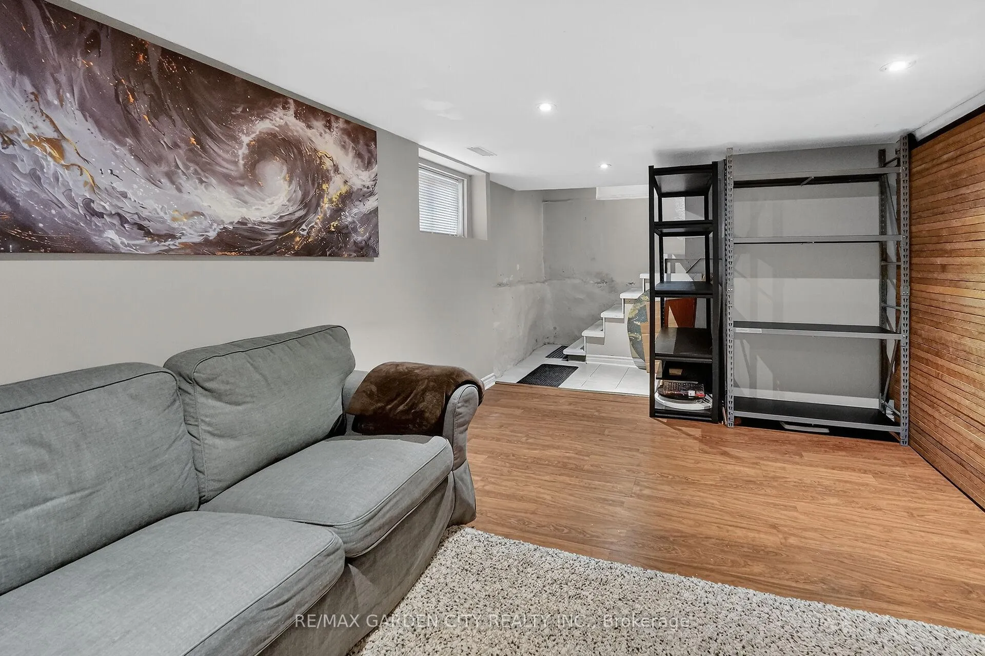 Photo 19 of 65 Scott Street W, St. Catharines, Haig — HOMEH