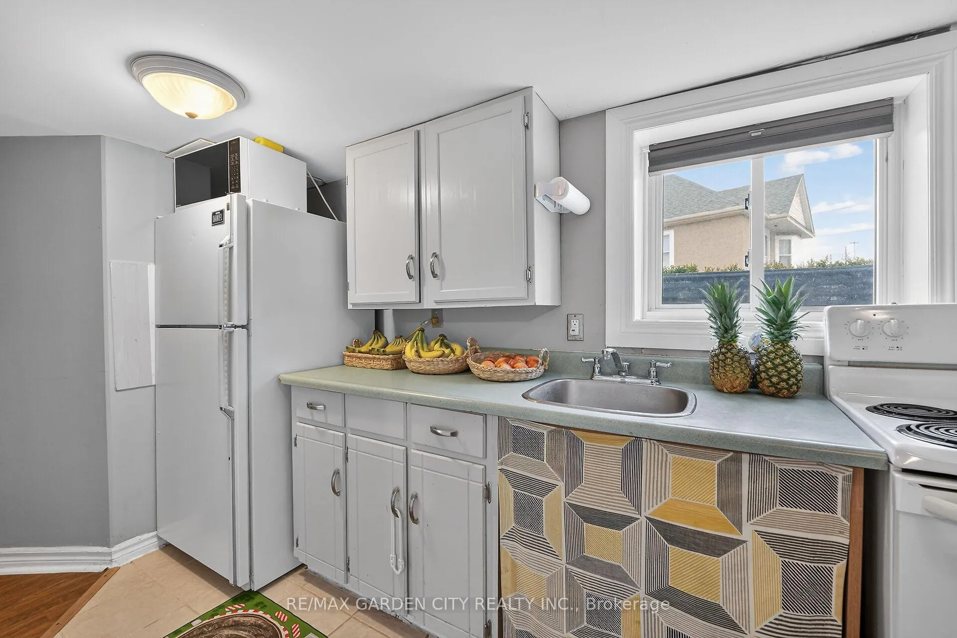 Photo 21 of 65 Scott Street W, St. Catharines, Haig — HOMEH